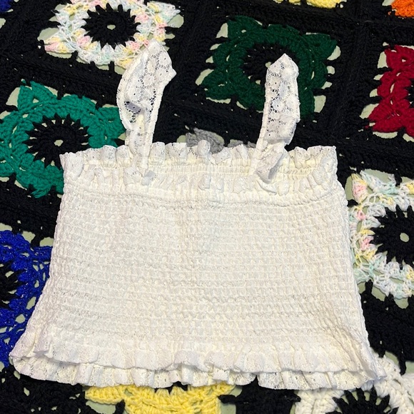🪻3/$30 White crop top!🪻 - Picture 2 of 5